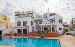 Apt & Studios In Private Villa With Pool